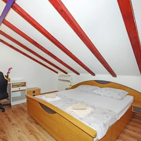 Appartement House