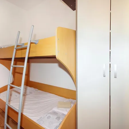 Apartman House