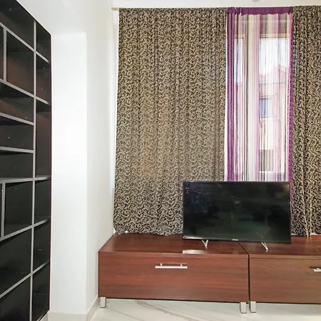 Apartman House